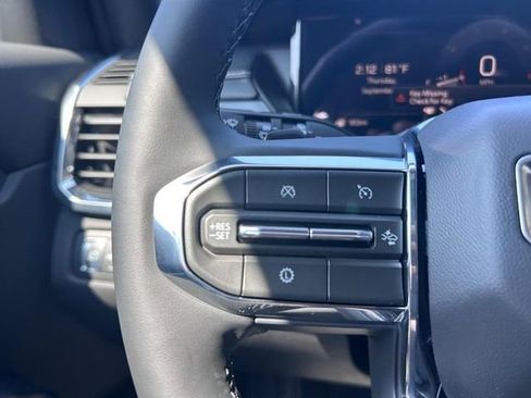 New 2026 GMC Acadia Elevation image 15