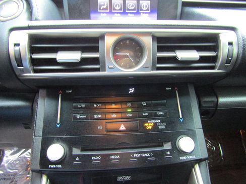 Used 2014 Lexus IS 350 image 19