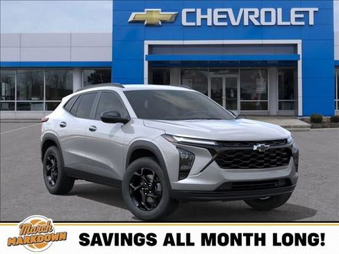 New 2026 Chevrolet Trax LT w/ Driver Confidence Package image 7