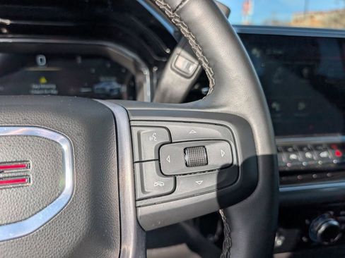 Used 2024 GMC Sierra 1500 Elevation image 14