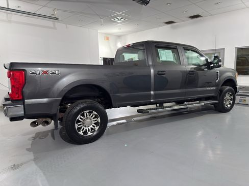 Used 2017 Ford F250 XL w/ Power Equipment Group image 10