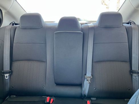 Used 2025 Nissan Altima 2.5 SV FWD image 39