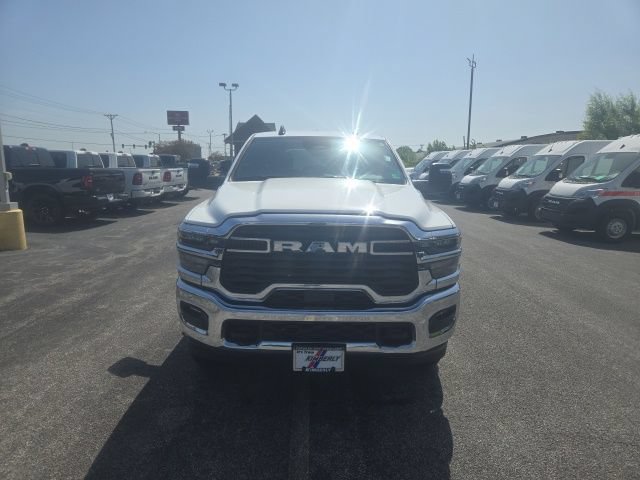 Used 2026 RAM 2500 Big Horn AWD/4WD image 3