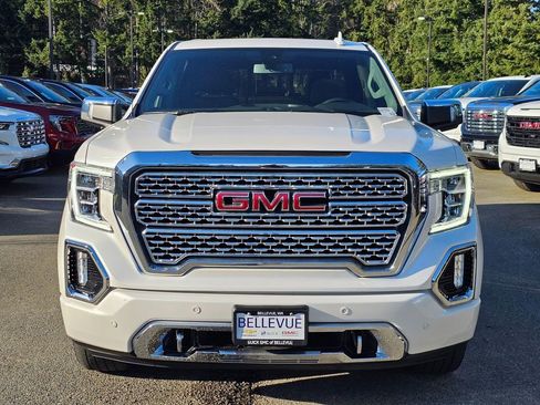Used 2022 GMC Sierra 1500 Denali w/ Denali Premium Package image 8