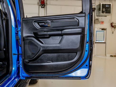 Used 2023 RAM 1500 Big Horn AWD/4WD image 41