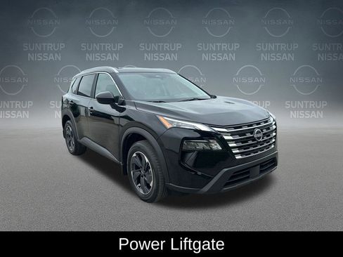 Used 2025 Nissan Rogue SV w/ SV Premium Package FWD image 10