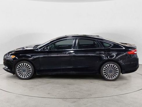 Used 2018 Ford Fusion Titanium image 2