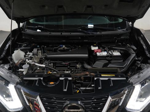 Used 2020 Nissan Rogue SV AWD/4WD image 29