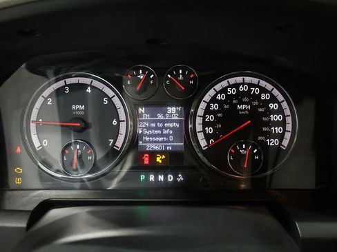 Used 2009 Dodge Ram 1500 Truck SLT w/ Remote Start & Security Group image 34