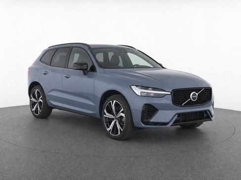 Certified 2023 Volvo XC60 B5 Ultimate w/ Climate Package FWD image 2