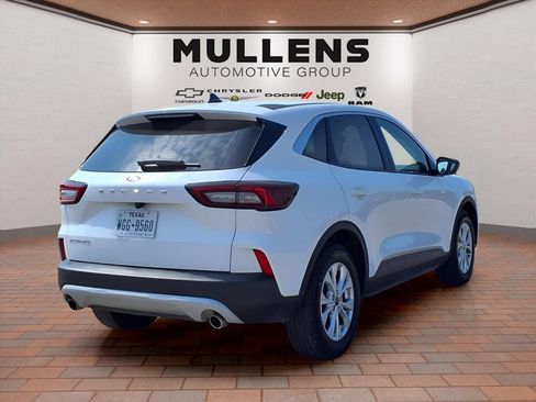 Used 2024 Ford Escape Active FWD image 5