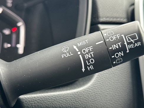 Used 2019 Honda CR-V LX image 32