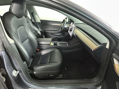 Used 2023 Tesla Model 3 Standard Range RWD image 31