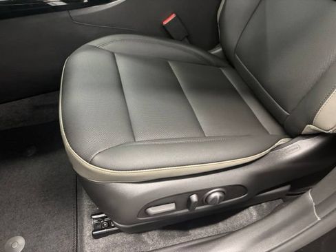 New 2026 Chevrolet Trax ACTIV w/ Driver Confidence Package FWD image 16