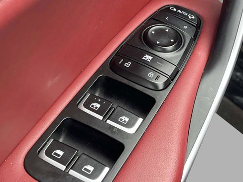 Used 2018 Kia Stinger GT2 image 41