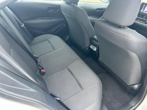 Used 2025 Toyota Corolla LE FWD image 24