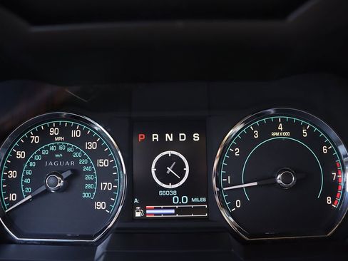 Used 2013 Jaguar XK Coupe image 22