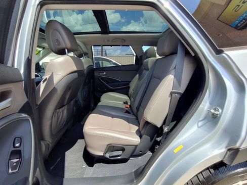 Used 2017 Hyundai Santa Fe FWD w/ Cargo Package image 30