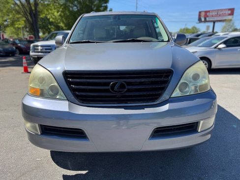 Used 2004 Lexus GX 470 AWD/4WD image 2