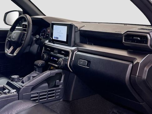 Used 2025 Toyota 4Runner TRD Off-Road image 26