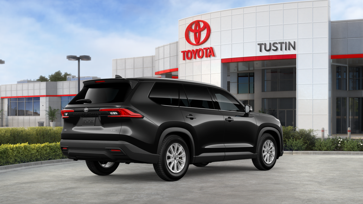 New 2026 Toyota Grand Highlander XLE FWD image 12