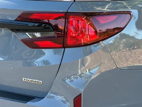 New 2026 Honda Odyssey Touring image 12