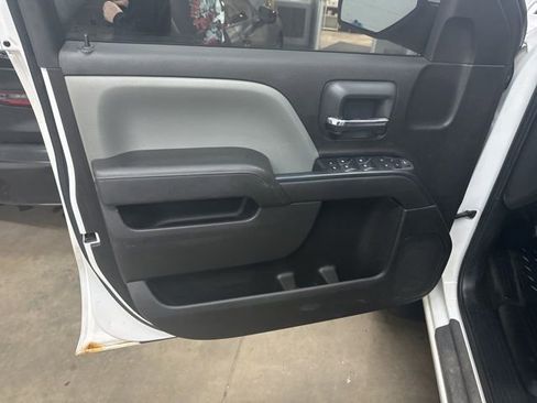 Used 2017 GMC Sierra 1500 Base image 8