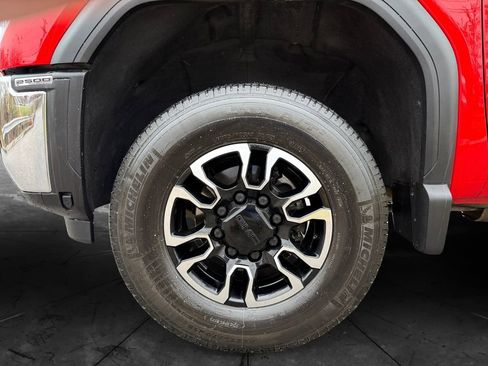 Used 2024 GMC Sierra 2500 SLE w/ SLE Value Package; image 14