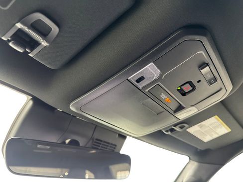 Used 2024 Toyota Tacoma TRD Off-Road AWD/4WD image 73