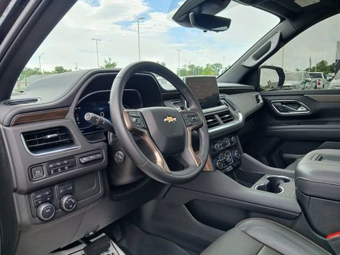 Used 2023 Chevrolet Tahoe High Country AWD/4WD image 9