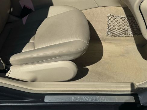 Used 2007 Mercedes-Benz C 280 Sedan image 30