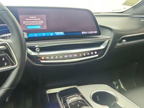 Used 2024 Cadillac Lyriq Tech image 44