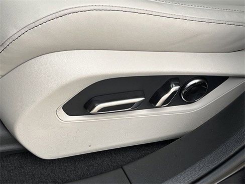 Certified 2025 Acura RDX w/ Technology Package image 30