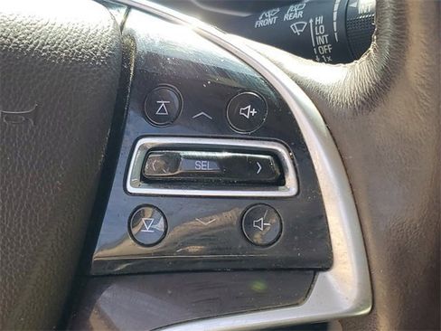 Used 2015 Cadillac SRX Luxury w/ Driver Awareness Package image 18