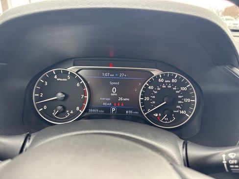 Used 2024 Nissan Altima 2.5 SV image 30