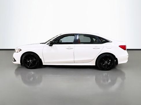 Used 2022 Honda Civic Sport image 4