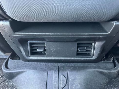 Used 2022 Chevrolet Silverado 2500 LT w/ Fleet Comfort Package AWD/4WD image 30