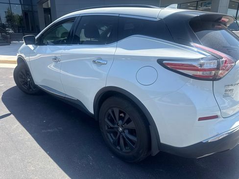 Used 2017 Nissan Murano SV w/ Premium Plus Package AWD/4WD image 4