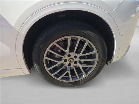 Used 2024 Maserati Grecale GT image 23