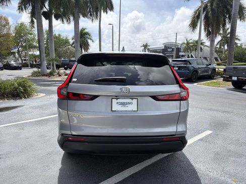 Used 2024 Honda CR-V EX image 7
