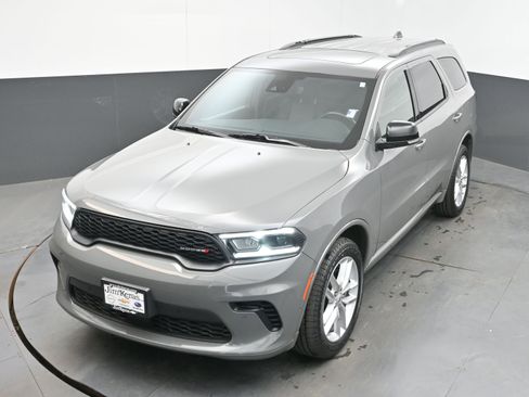 Used 2025 Dodge Durango GT AWD/4WD image 33