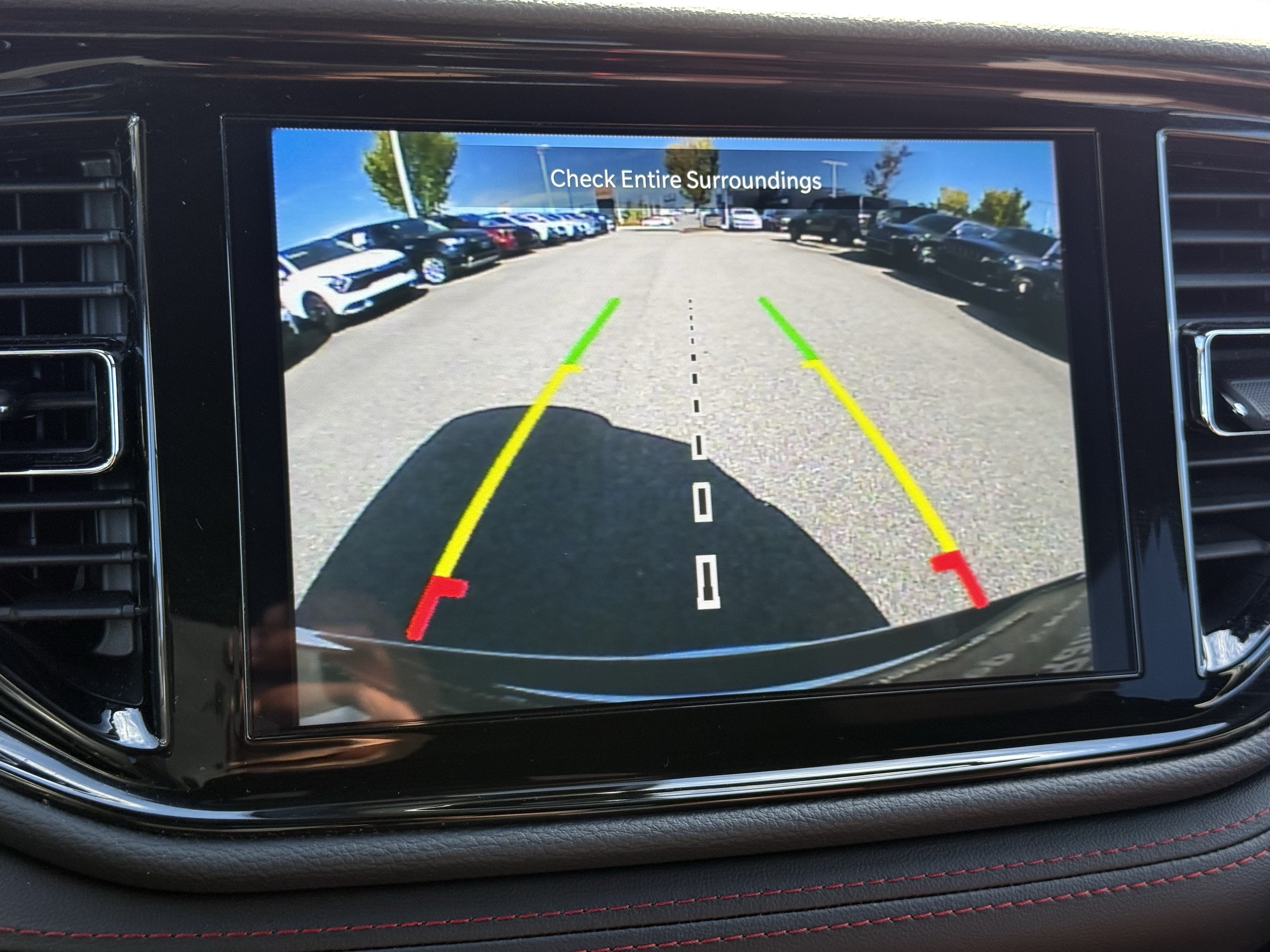 Used 2025 Dodge Durango GT AWD/4WD image 25