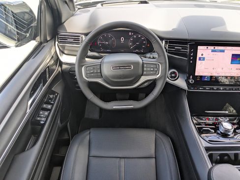New 2026 Jeep Grand Wagoneer L Limited AWD/4WD image 15