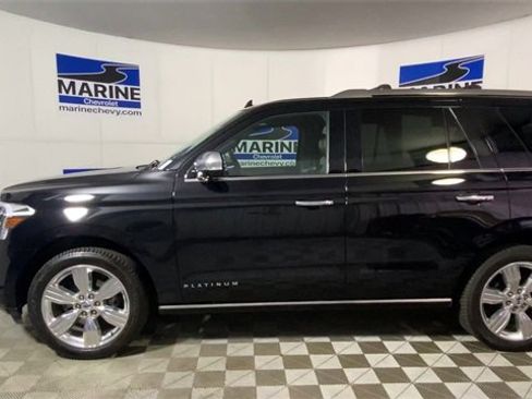 Used 2023 Ford Expedition Platinum image 7