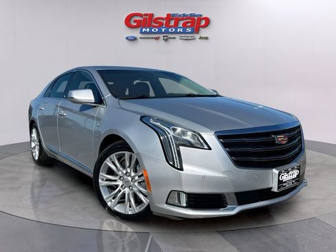 Used 2018 Cadillac XTS Luxury FWD image 1