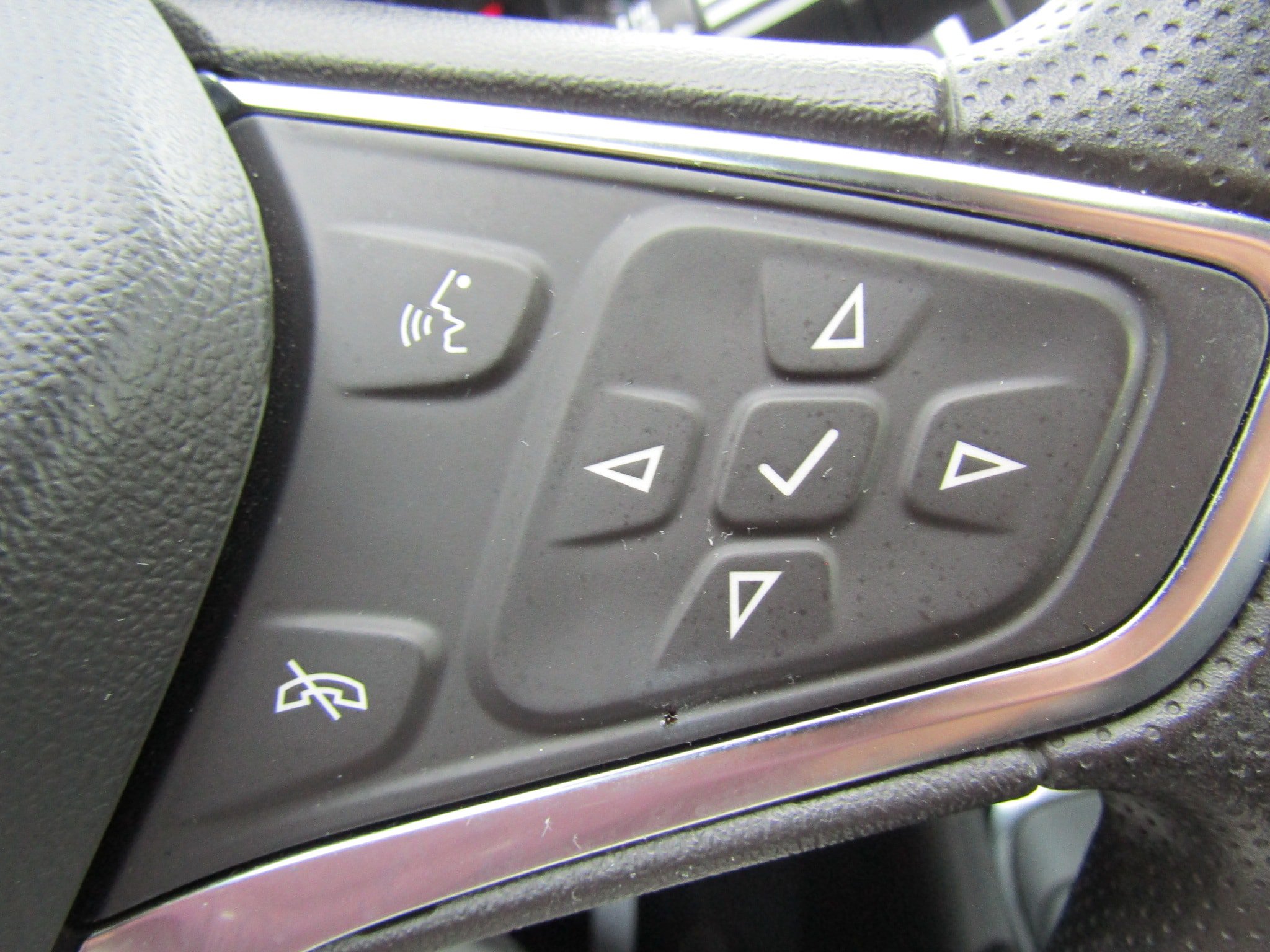 Used 2024 Chevrolet Malibu LT FWD image 23