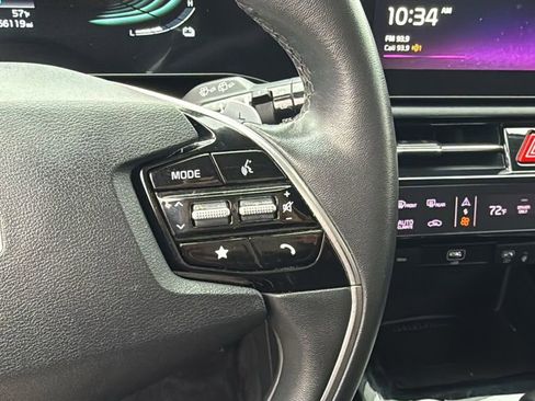 Used 2023 Kia Niro EX image 20