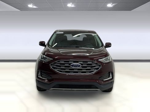 Used 2022 Ford Edge Titanium AWD/4WD image 5
