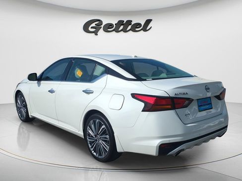 Used 2024 Nissan Altima 2.5 SL FWD image 7