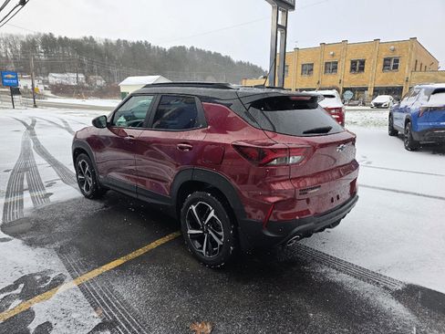 Used 2022 Chevrolet TrailBlazer RS w/ Sun and Liftgate Package image 7